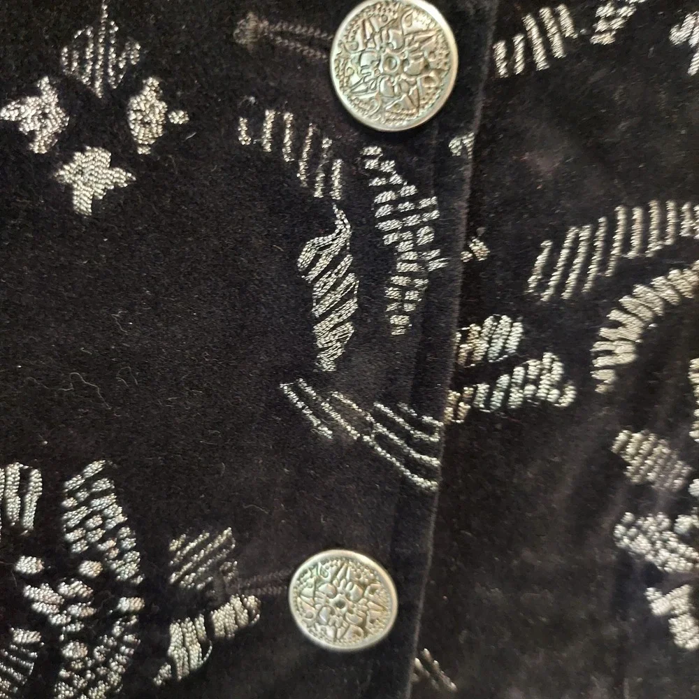 Chico's Black Cotton Velvet Blazer Silver Metallic Embroidery Jacket Size 2 L